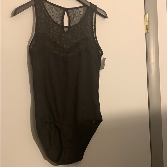 Vince Camuto illusion top bodysuit - Picture 3 of 6